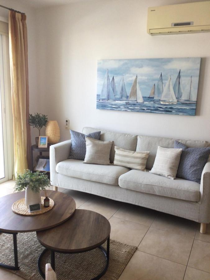 Apartment Helena Paralimni Exterior foto